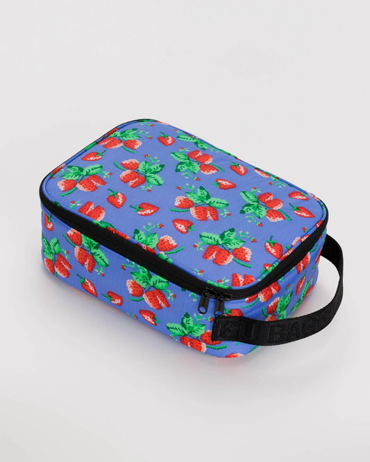 BAGGU Puffy Lunch Bag - Strawberry Needlepoint